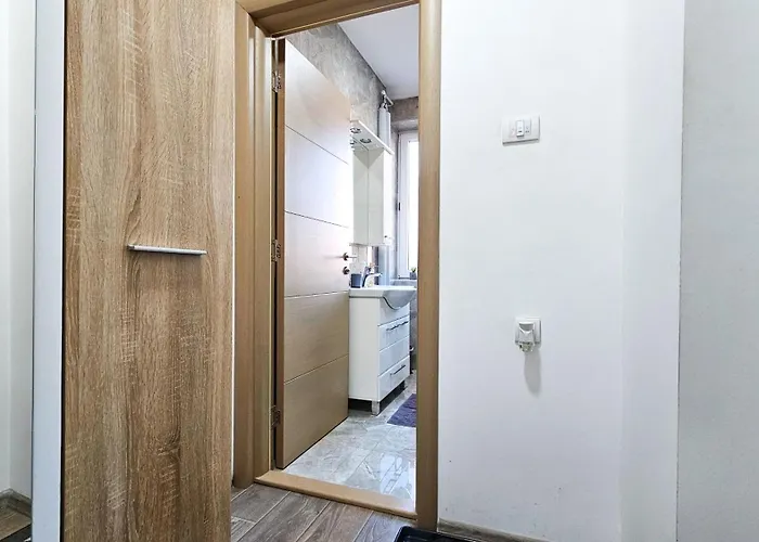 Trg Διαμέρισμα Užice